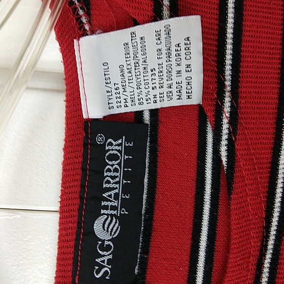 Sag Harbor Red White/Black Striped SS Top - Picture 2 of 4